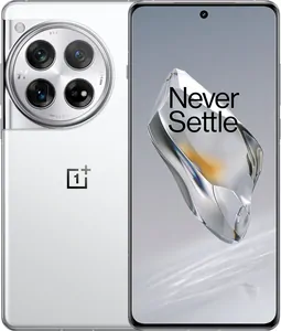 Замена стекла камеры на телефоне OnePlus 12 в Перми